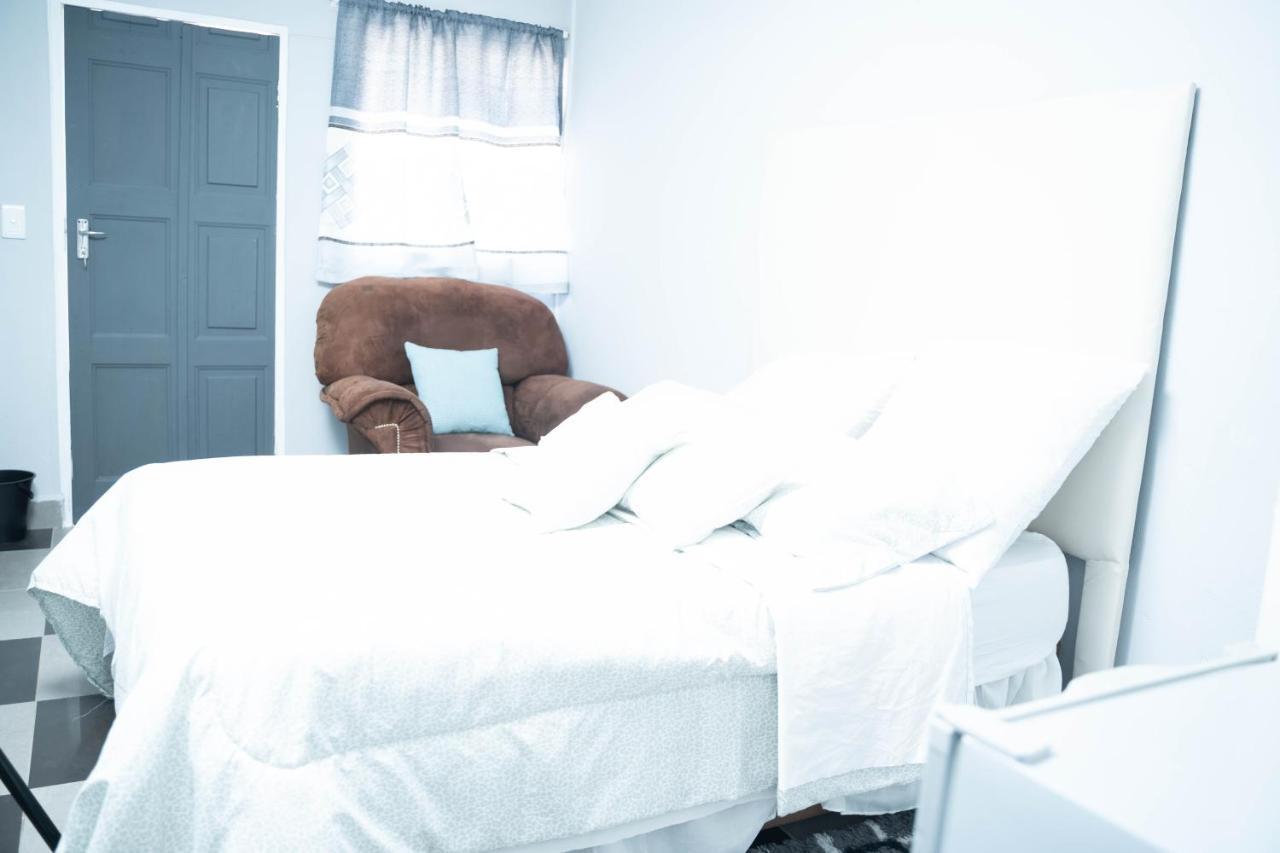 Lancaster Guest House Boksburg Ngoại thất bức ảnh
