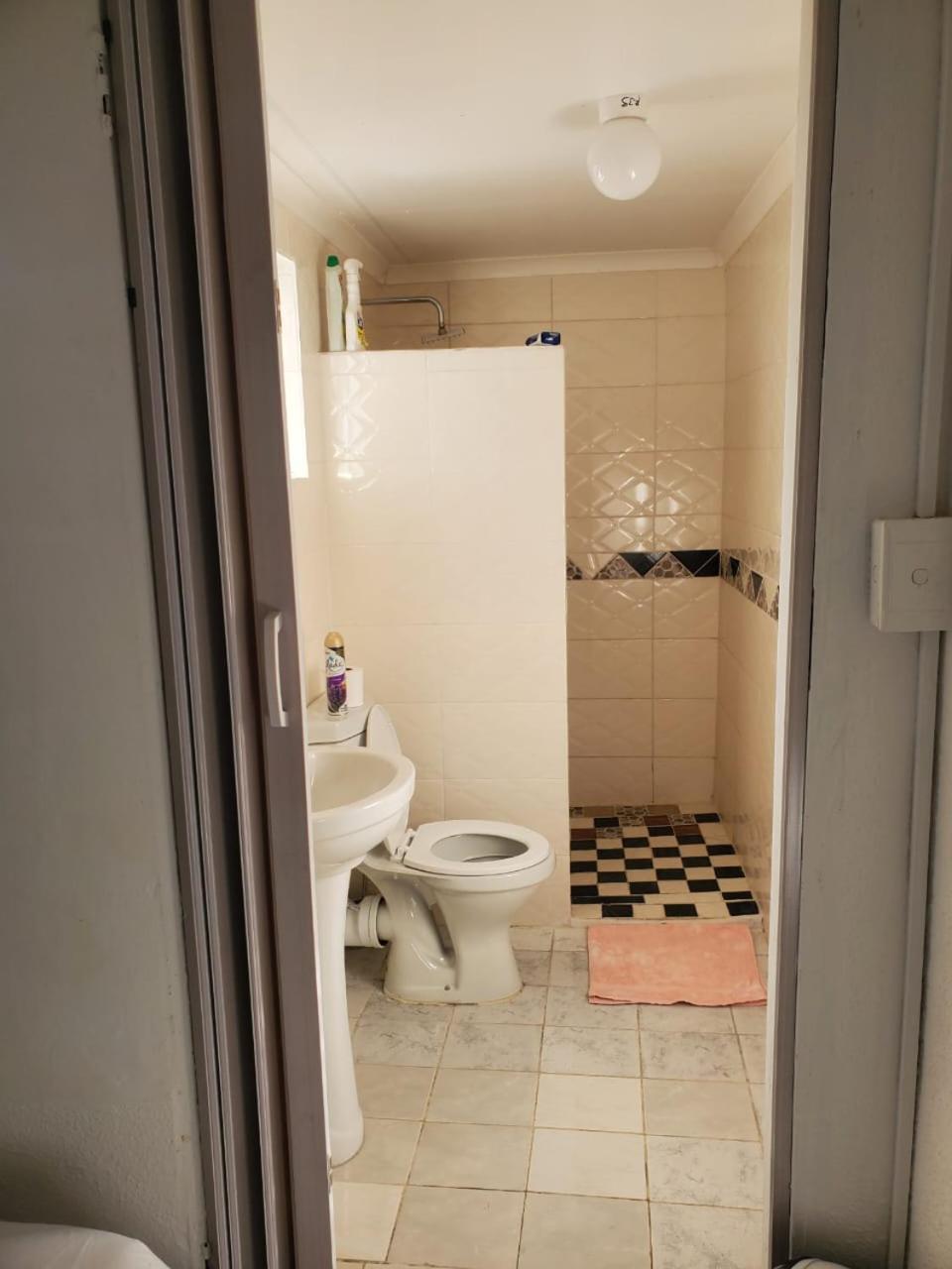 Lancaster Guest House Boksburg Ngoại thất bức ảnh